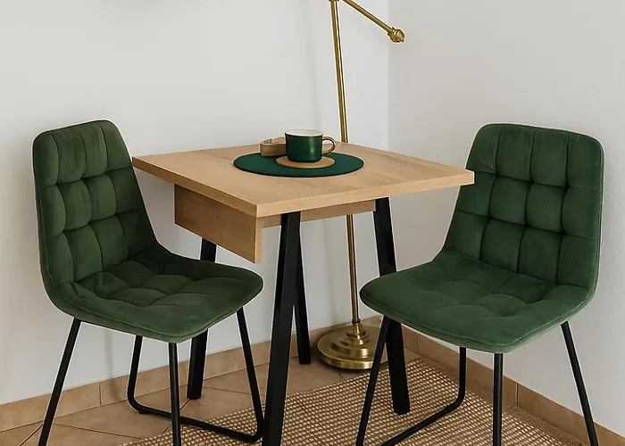 Appartement S Pogledom Na 3 *